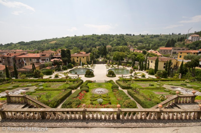 A beautiful view on the lower part of Villa Garzoni gardens from one of the upper terraces. 